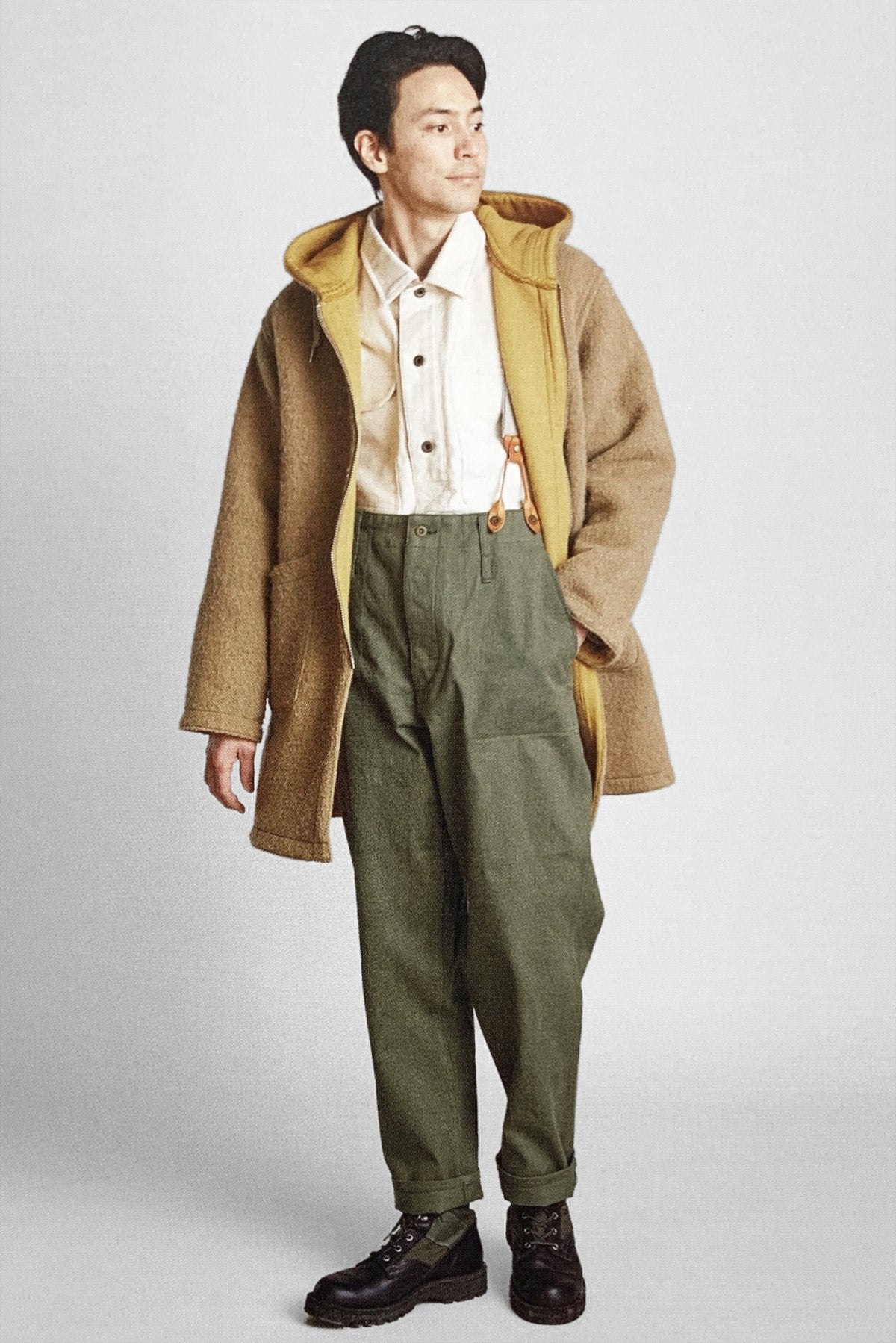 Nigel Cabourn - REVERSIBLE WARM UP COAT - NAVY