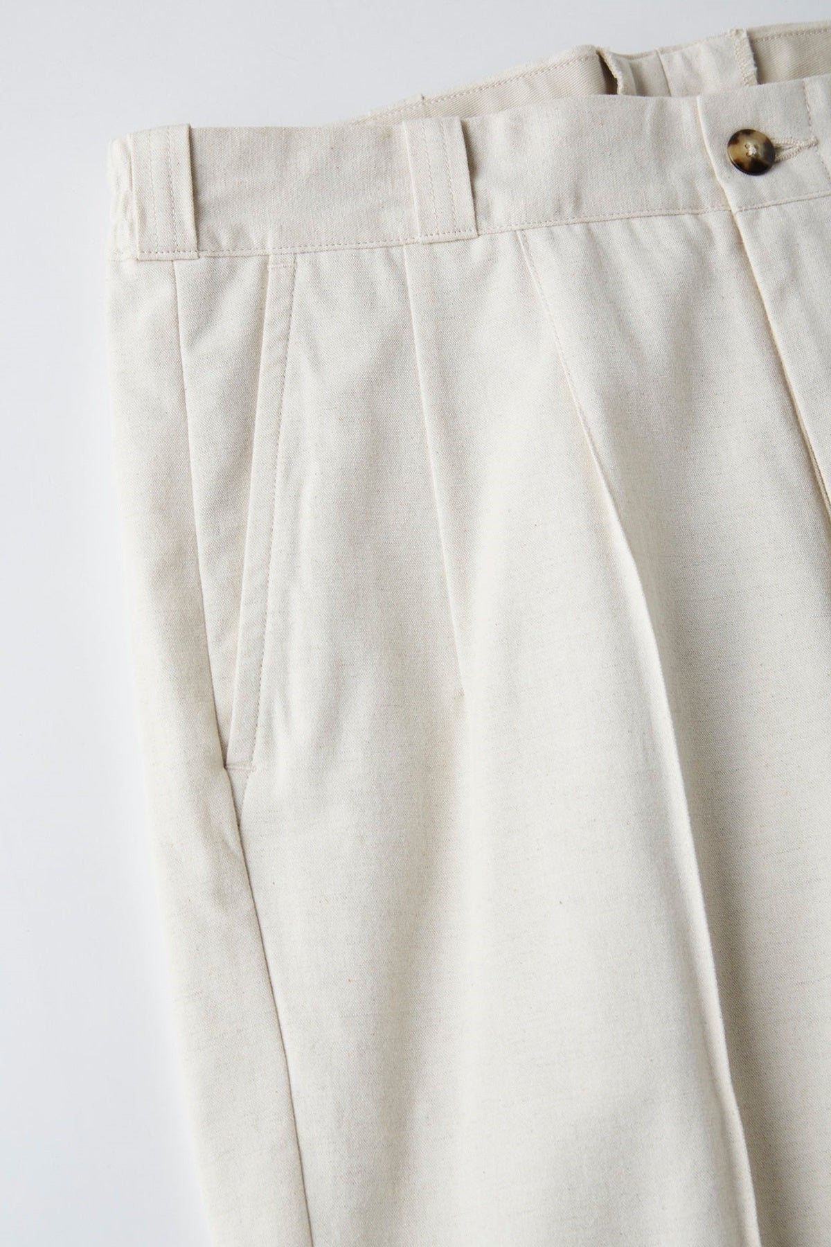 ○OLD JOE - FRONT TUCK ARMY TROUSER - NATURAL