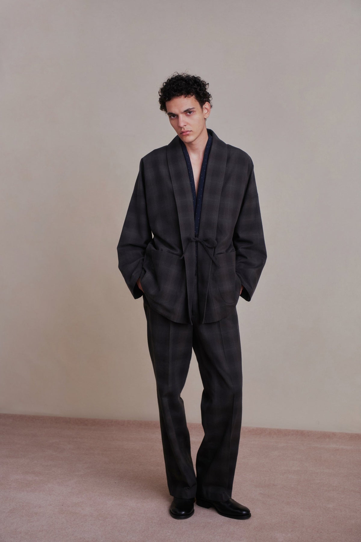 ○OLD JOE - DOUBLE-PLEATED SMARTY TROUSER - GRAPHITE PLAID
