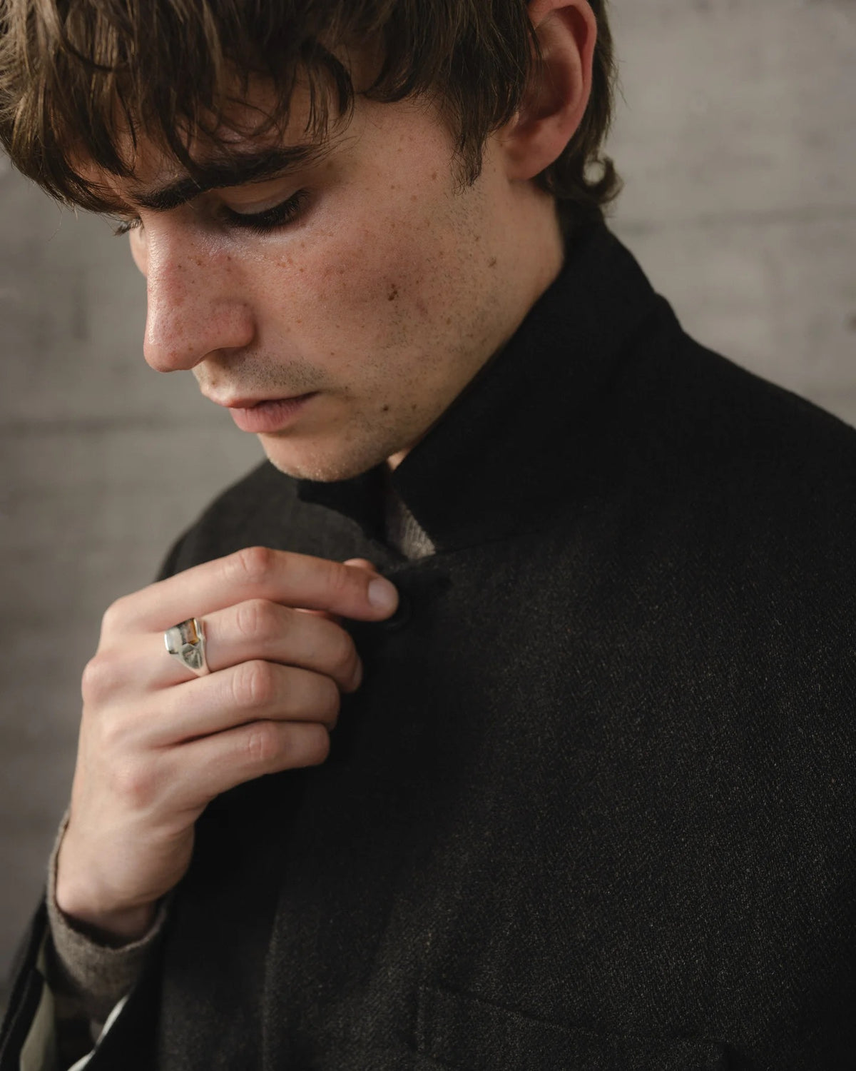 evan kinori - THREE BUTOON JACKET WOOL/LIN H-BONE - BLACK/BROWN