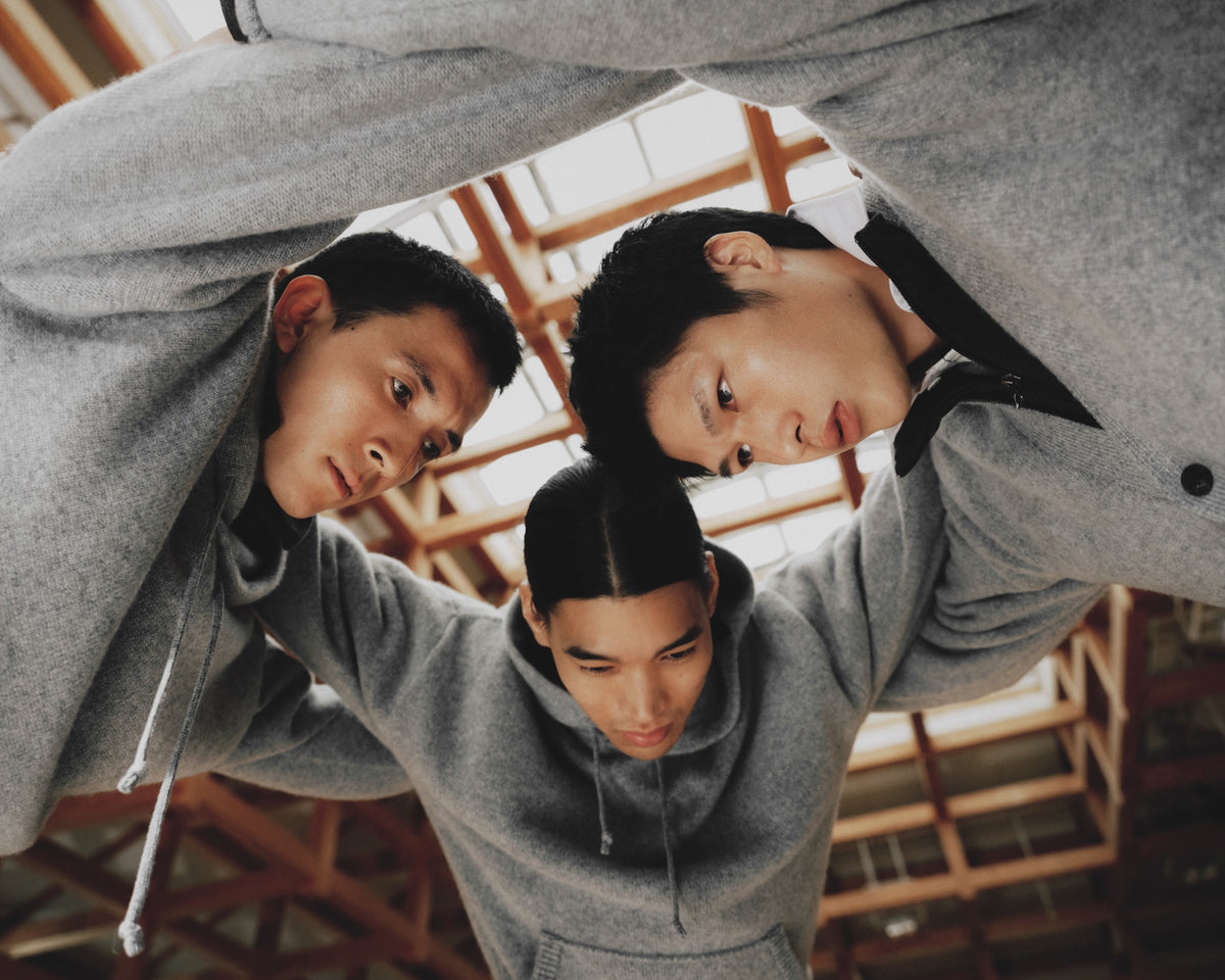 TOKYO DESIGN STUDIO New Balance - Cashmere 7G Cardigan - HEATHER GREY